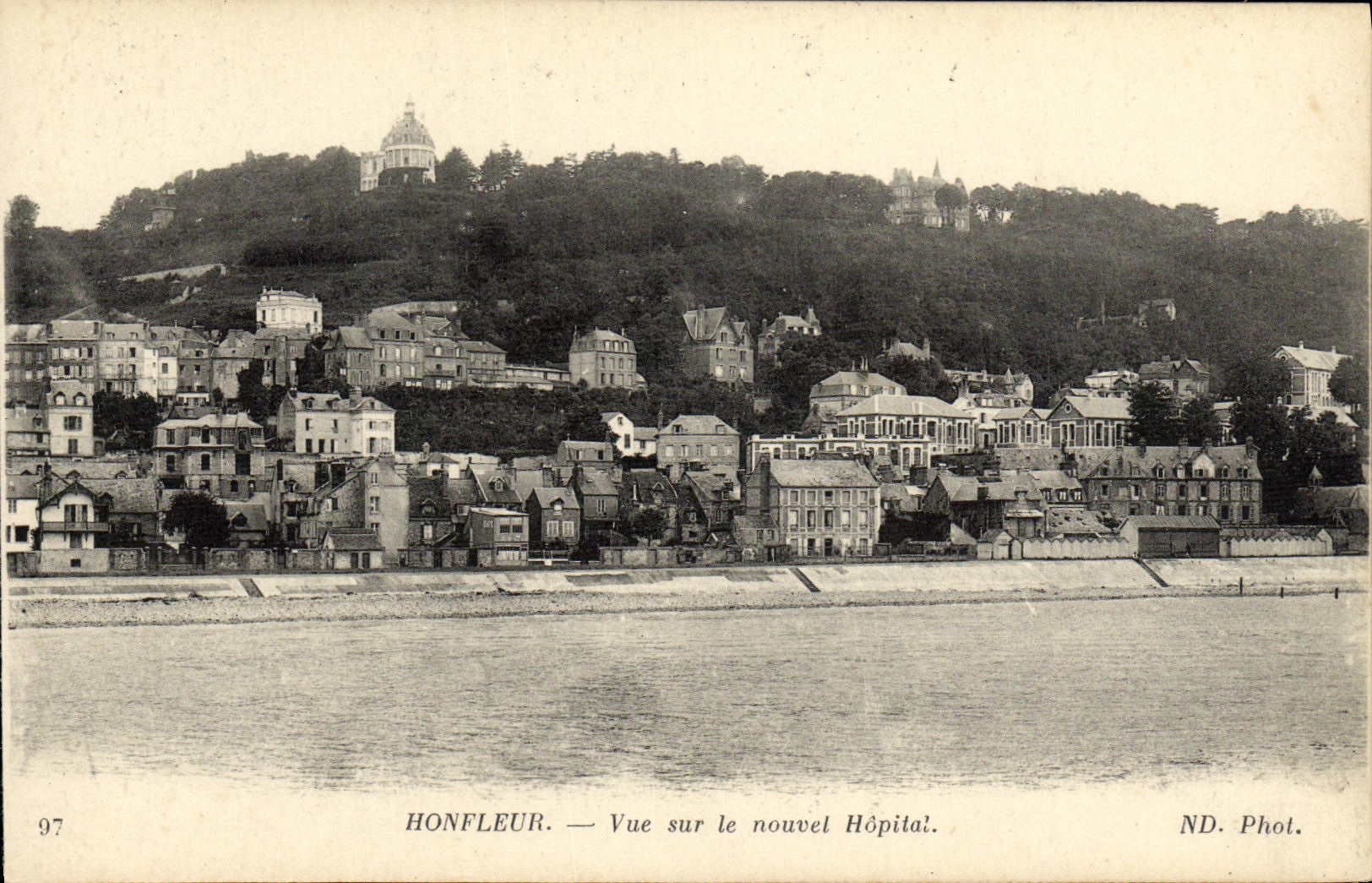 POSTAL Honfleur de la VENDIMIA visto en el nuevo hospital
