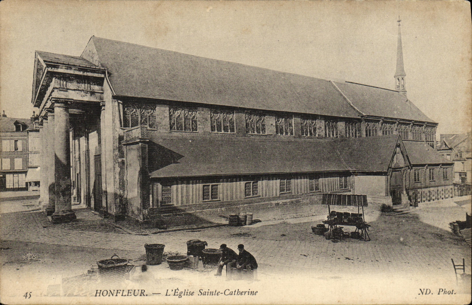 CPA Honfleur L Eglise Sainte Catherine