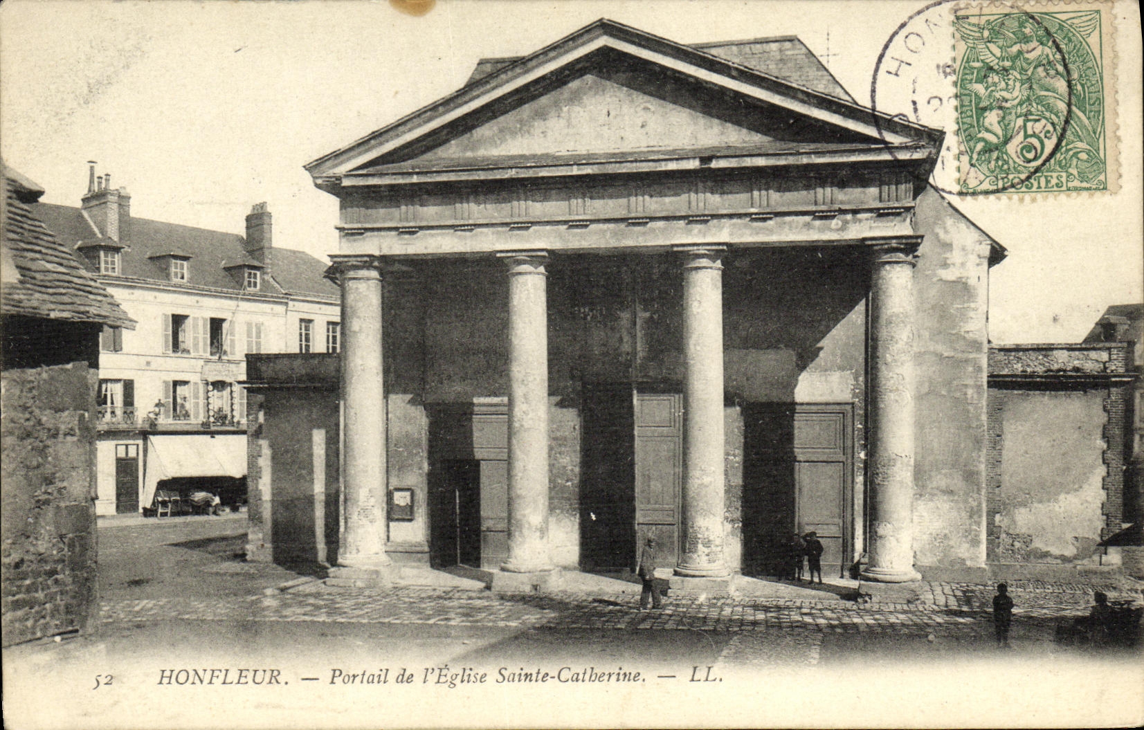 Puerta de Honfleur de la POSTAL de la VENDIMIA de L iglesia Sainte Catherine