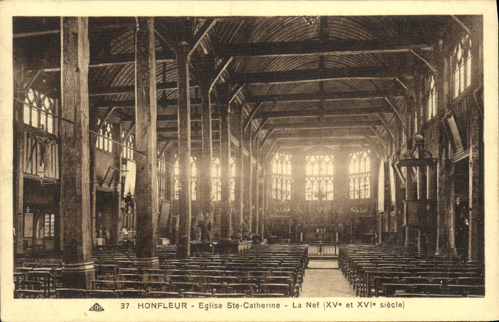 CPA Honfleur Interieur De L Eglise Sainte Catherine