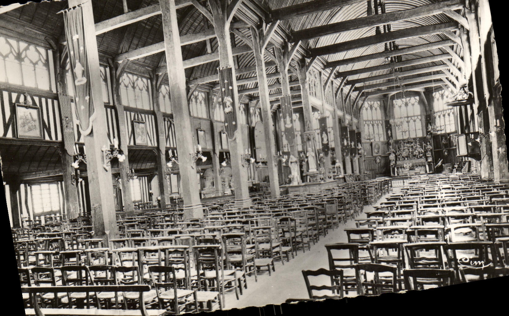 POSTAL MODERNA Honfleur interior de L iglesia Sainte Catherine