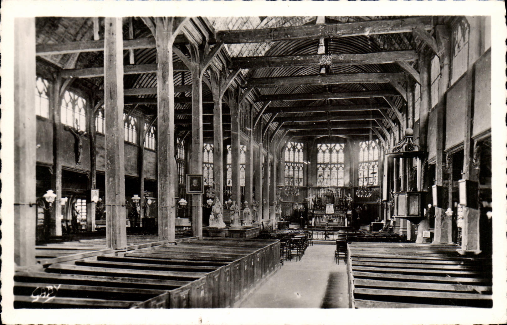 CPM Honfleur Interieur de l Eglise Sainte Catherine