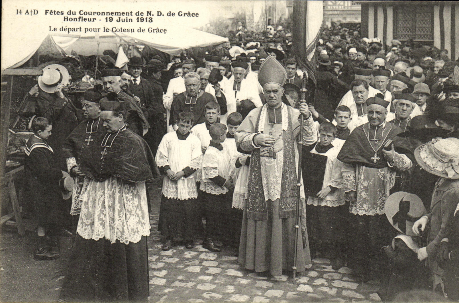 Los festivales de Honfleur de la POSTAL de la VENDIMIA del couronnemetn del ND Gradce del 19 de junio de 1913 la salida para la cuesta de la tolerancia REMATAN
