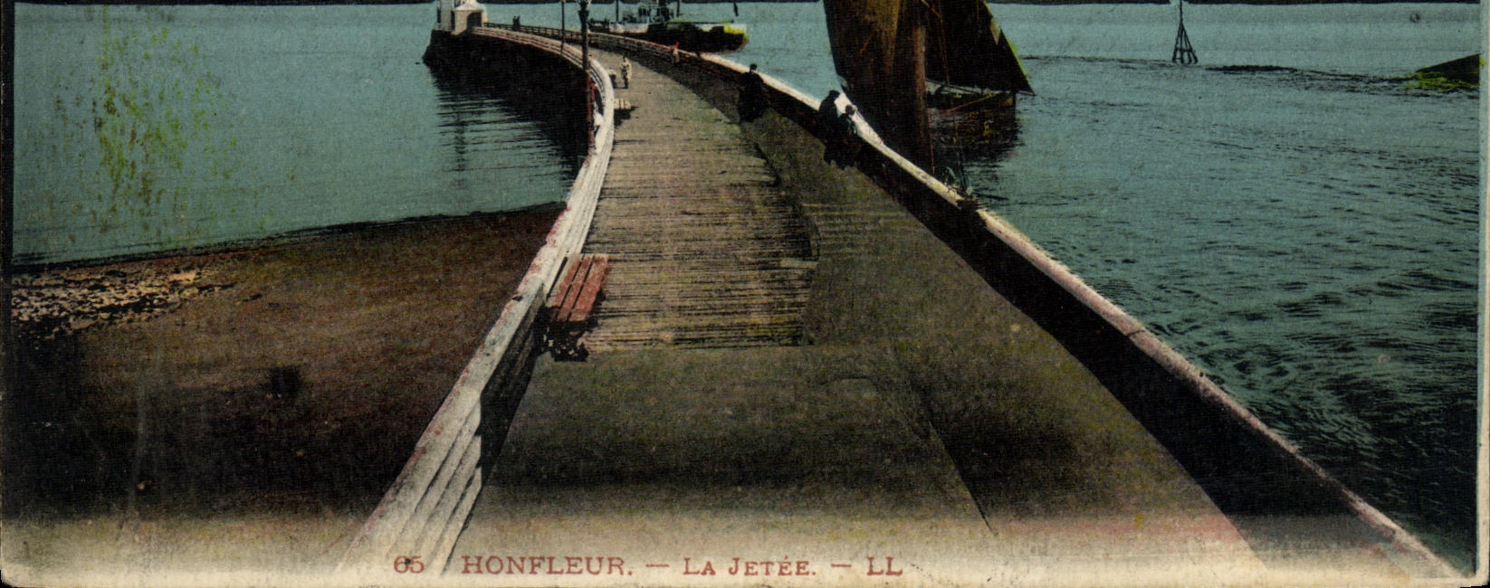 CPA Honfleur La Jetee Bateau 