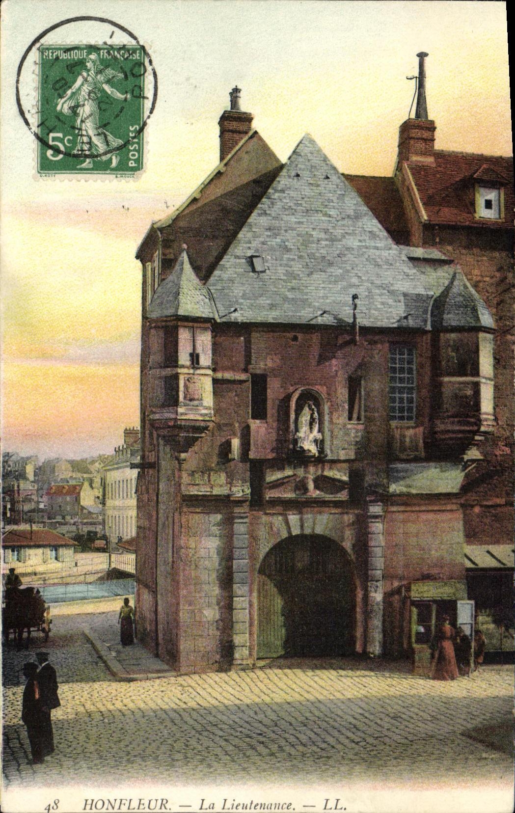 CPA Honfleur La Lieutenance