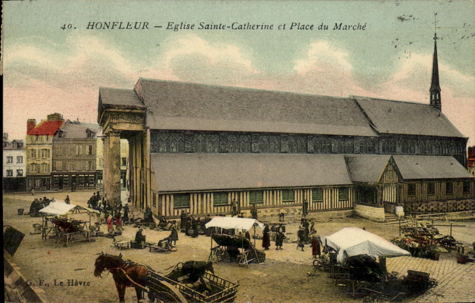 CPA Honfleur L Eglise Sainte Catherine et le Marche