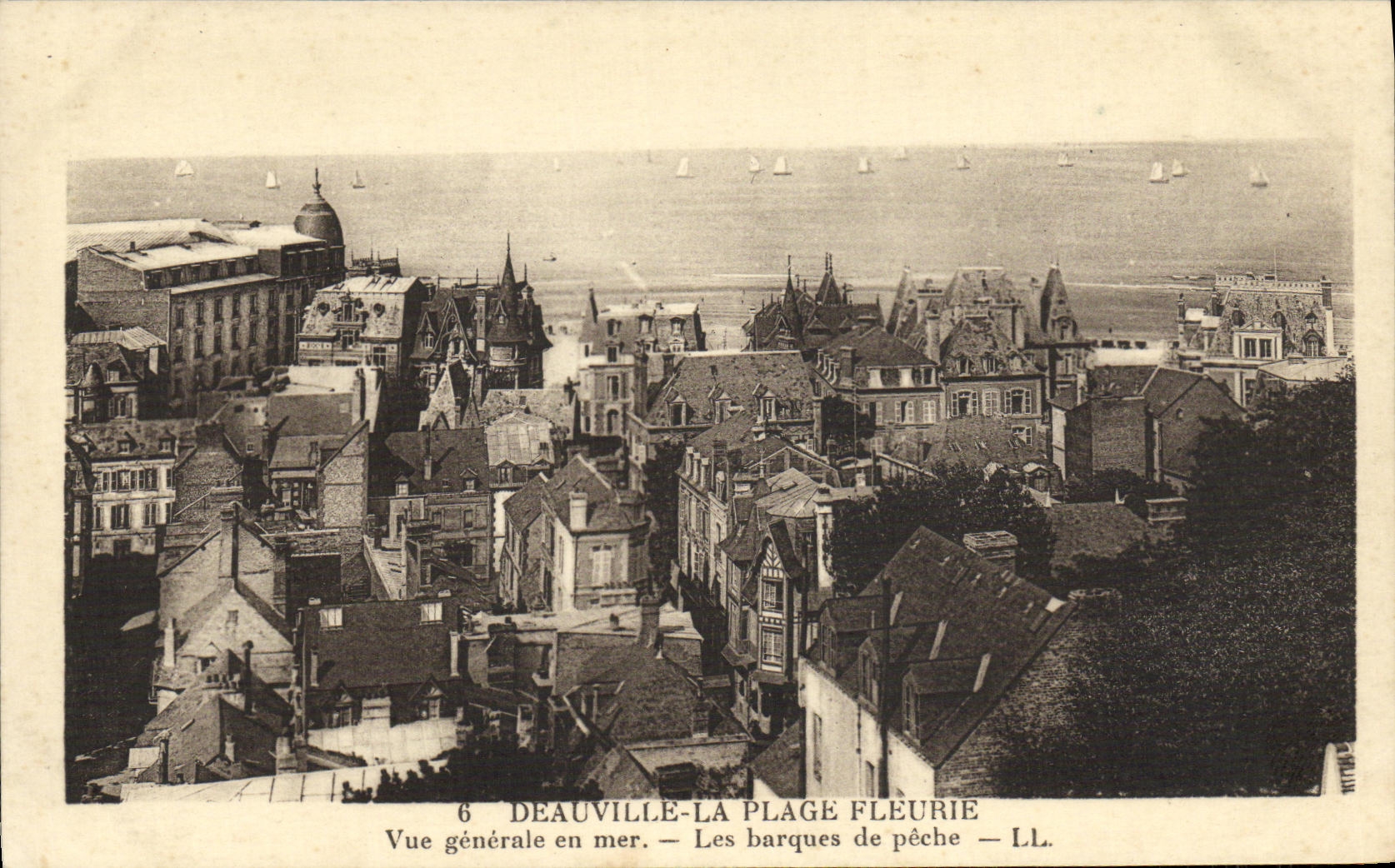 VINTAGE POSTCARD Deauville the Beach View at sea boats of sin
