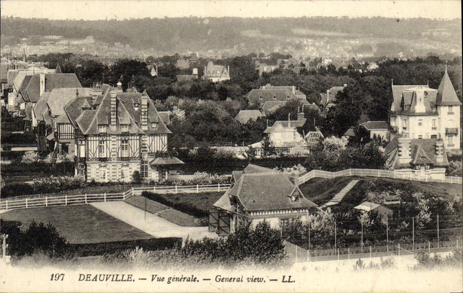 CPA Deauville Vue generale