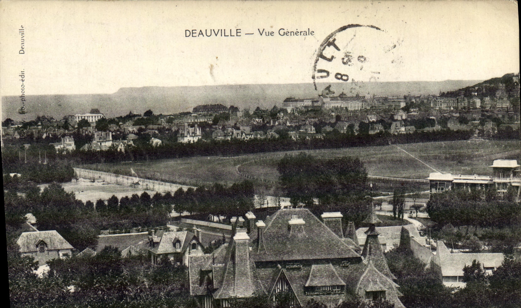 CPA Deauville Vue Generale
