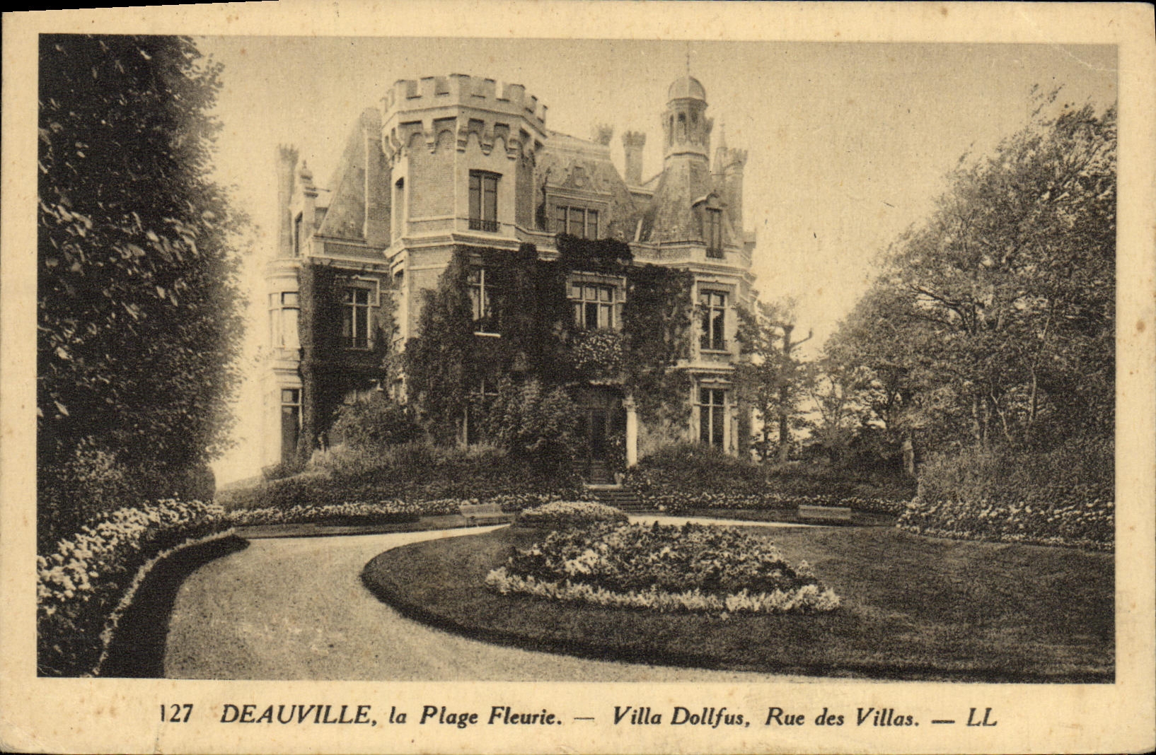 CPA Deauville La Plage Fleurie Villa Dollfus Rue des Villas