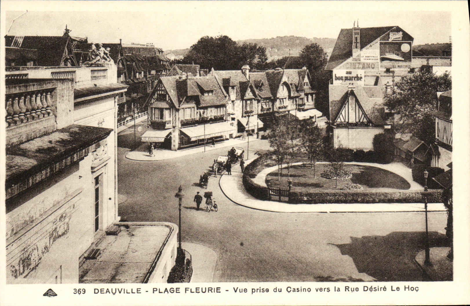 La playa de Deauville de la POSTAL de la VENDIMIA florecio vista del casino hacia la calle deseo el almacen hoc con el buen mercado
