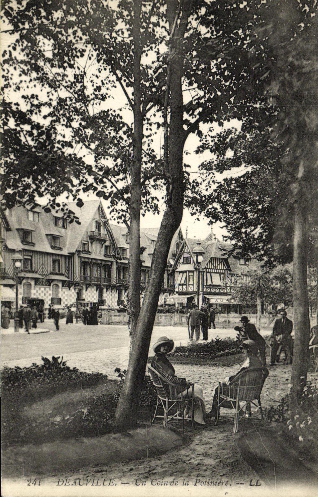 POSTAL Deauville de la VENDIMIA una esquina de la caldera del hierro