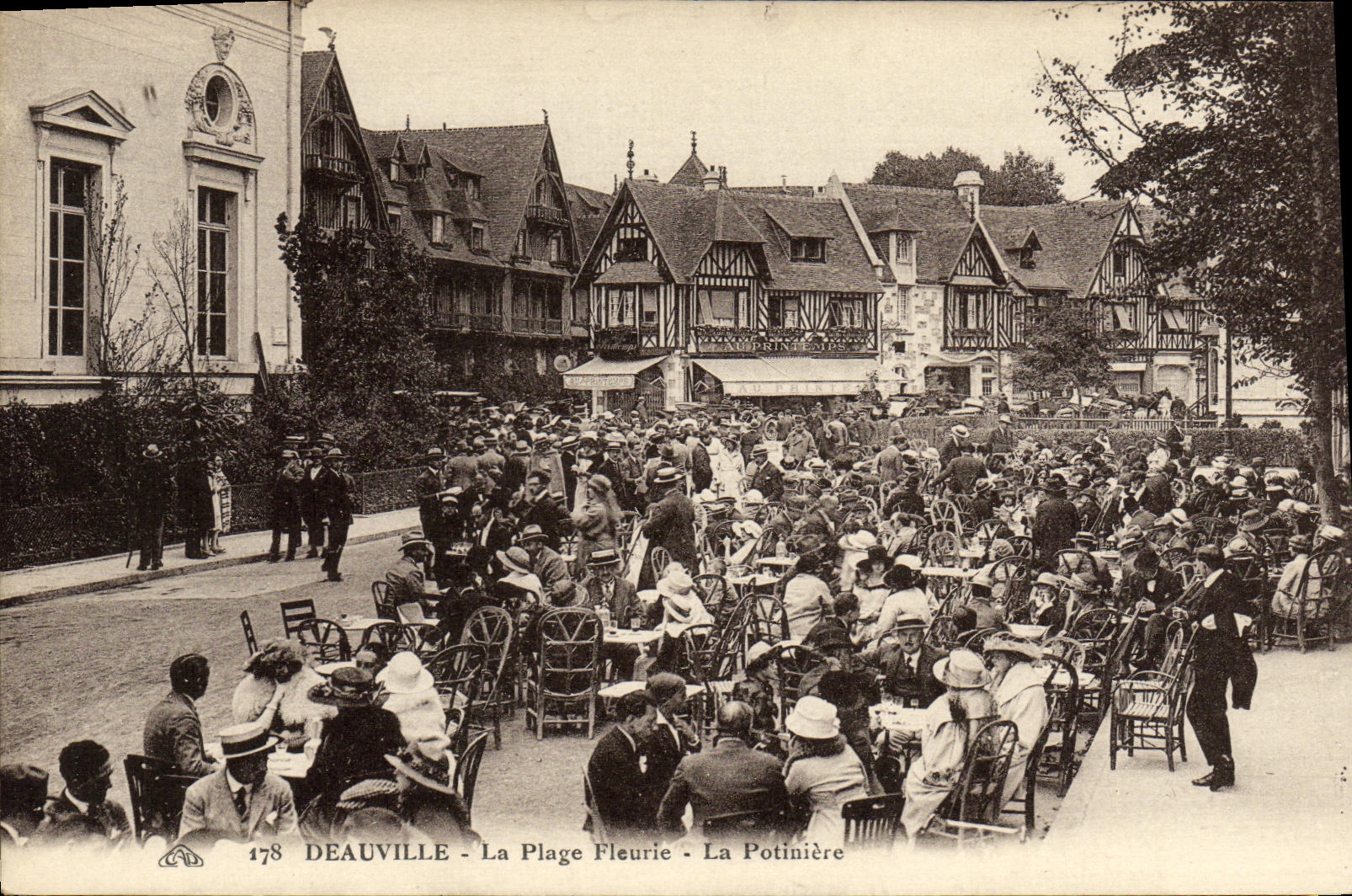 CPA Deauville La Plage Fleurie La Potiniere