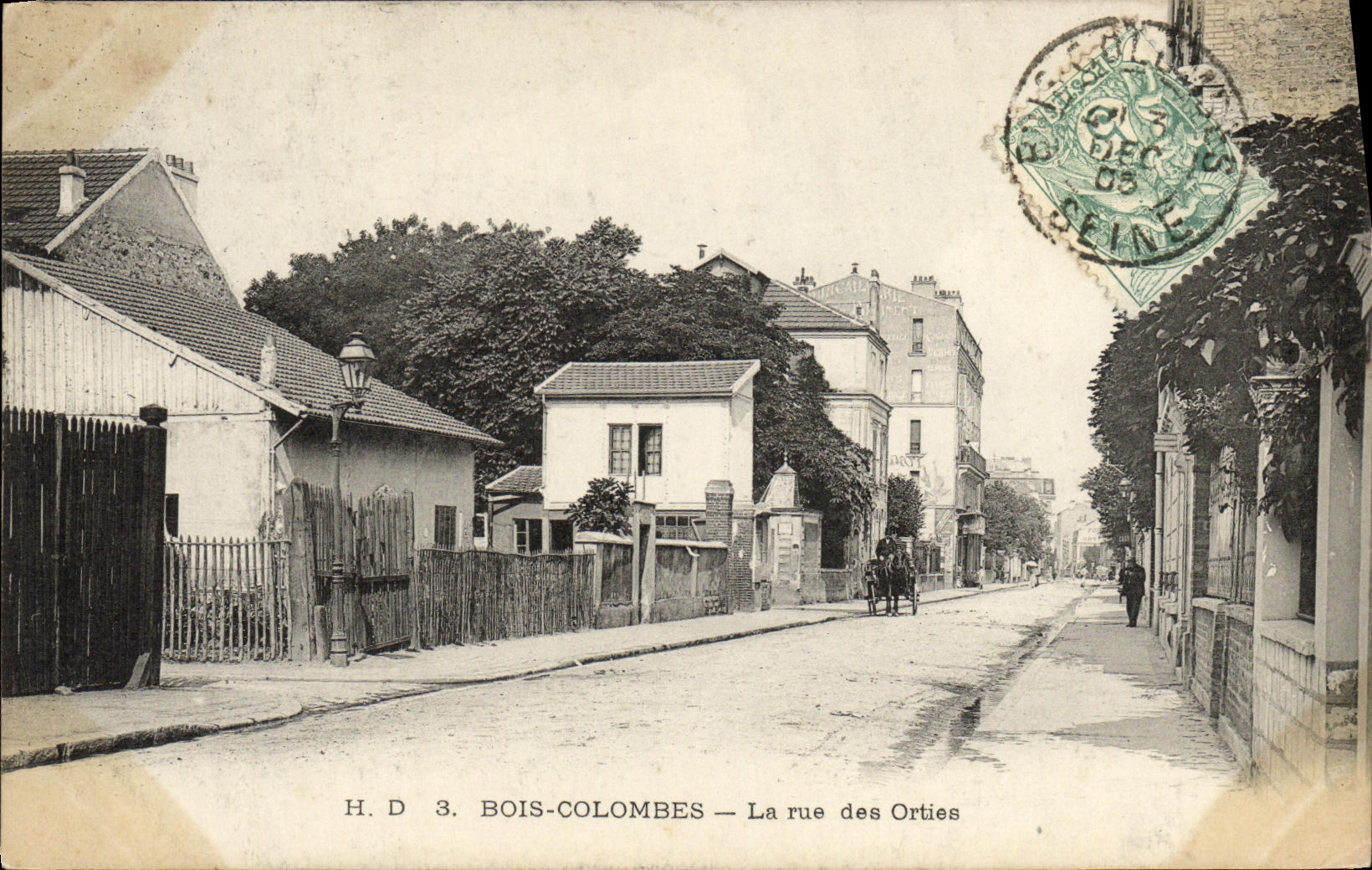 VINTAGE POSTCARD Wood Doves the street of the Nettles
