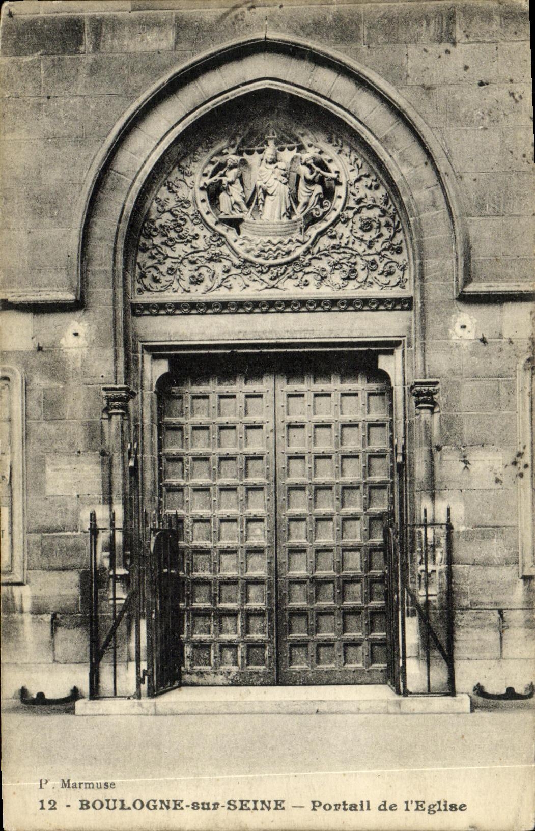 CPA Boulogne sur Seine Portail de l Eglise
