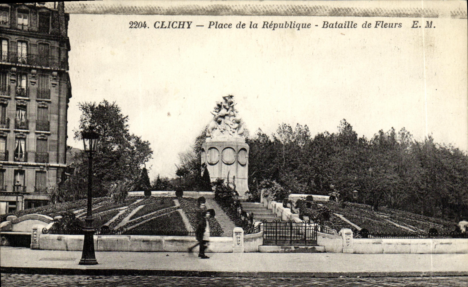 VINTAGE POSTCARD Clichy Place Republic Battles of Flowers