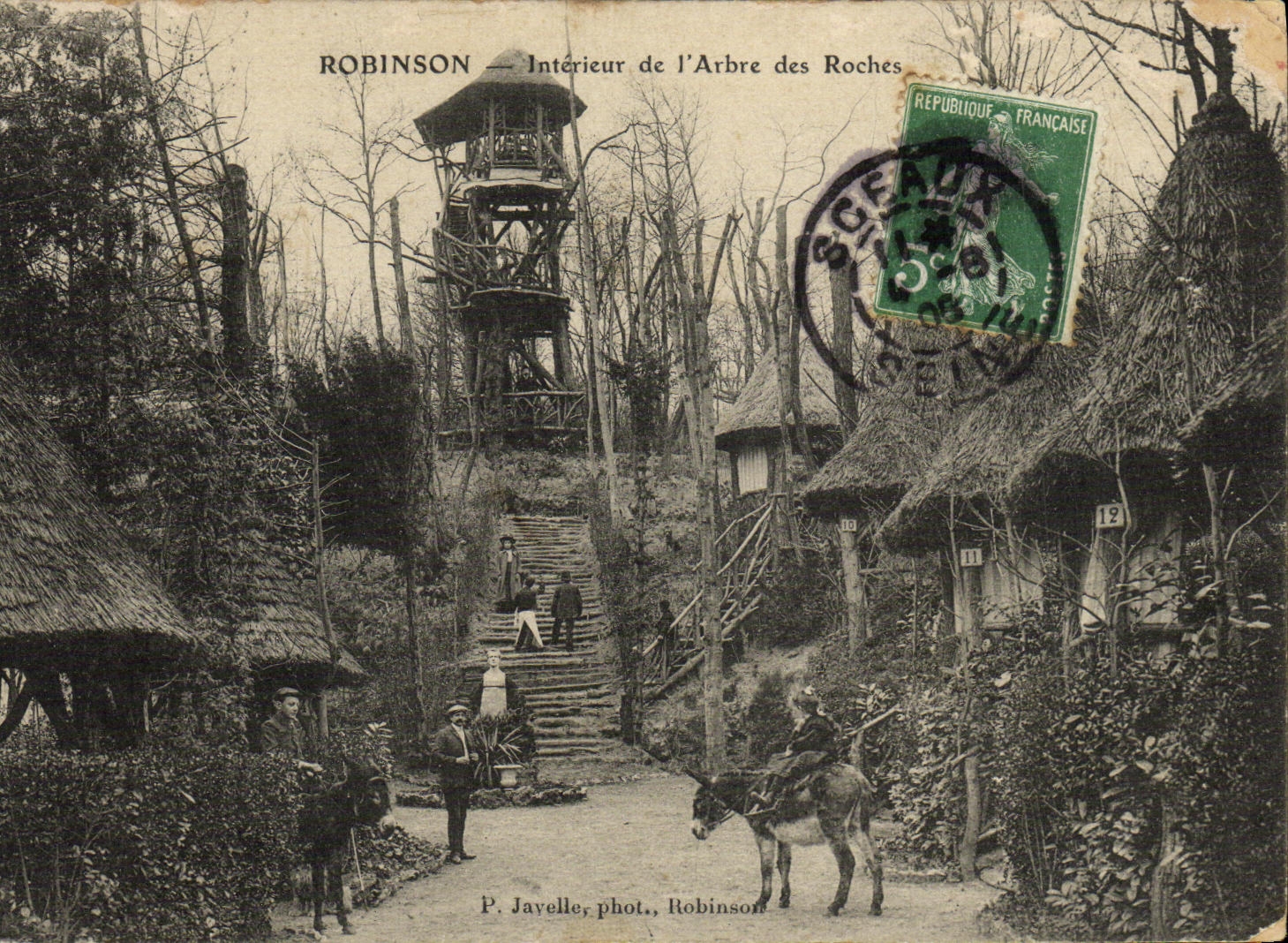 Interior de Robinson de la POSTAL de la VENDIMIA de L arbol de los ninos de los asnos de las rocas