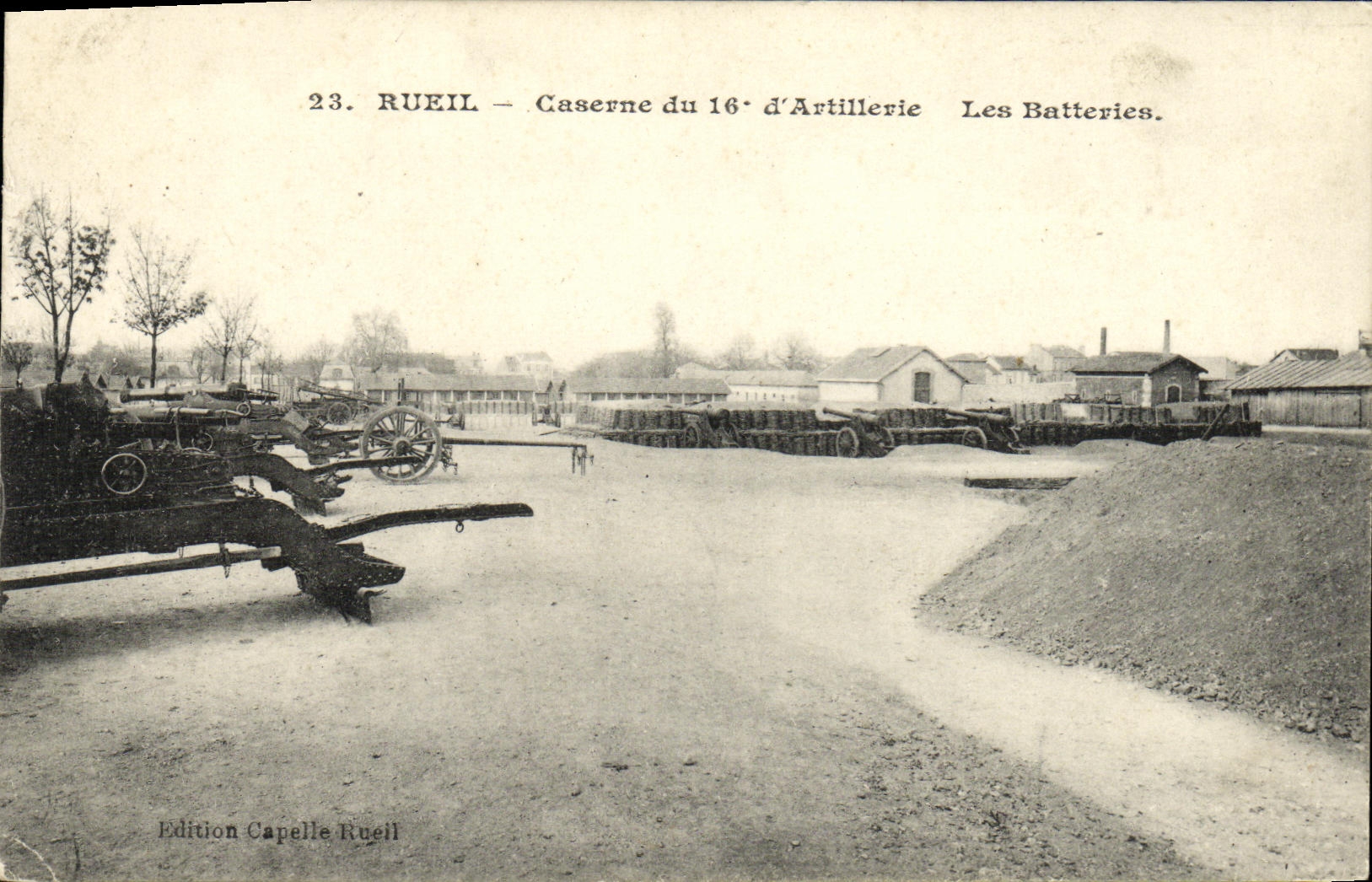VINTAGE POSTCARD Rueil Barracks of 16th D Artillery the Militaria Batteries