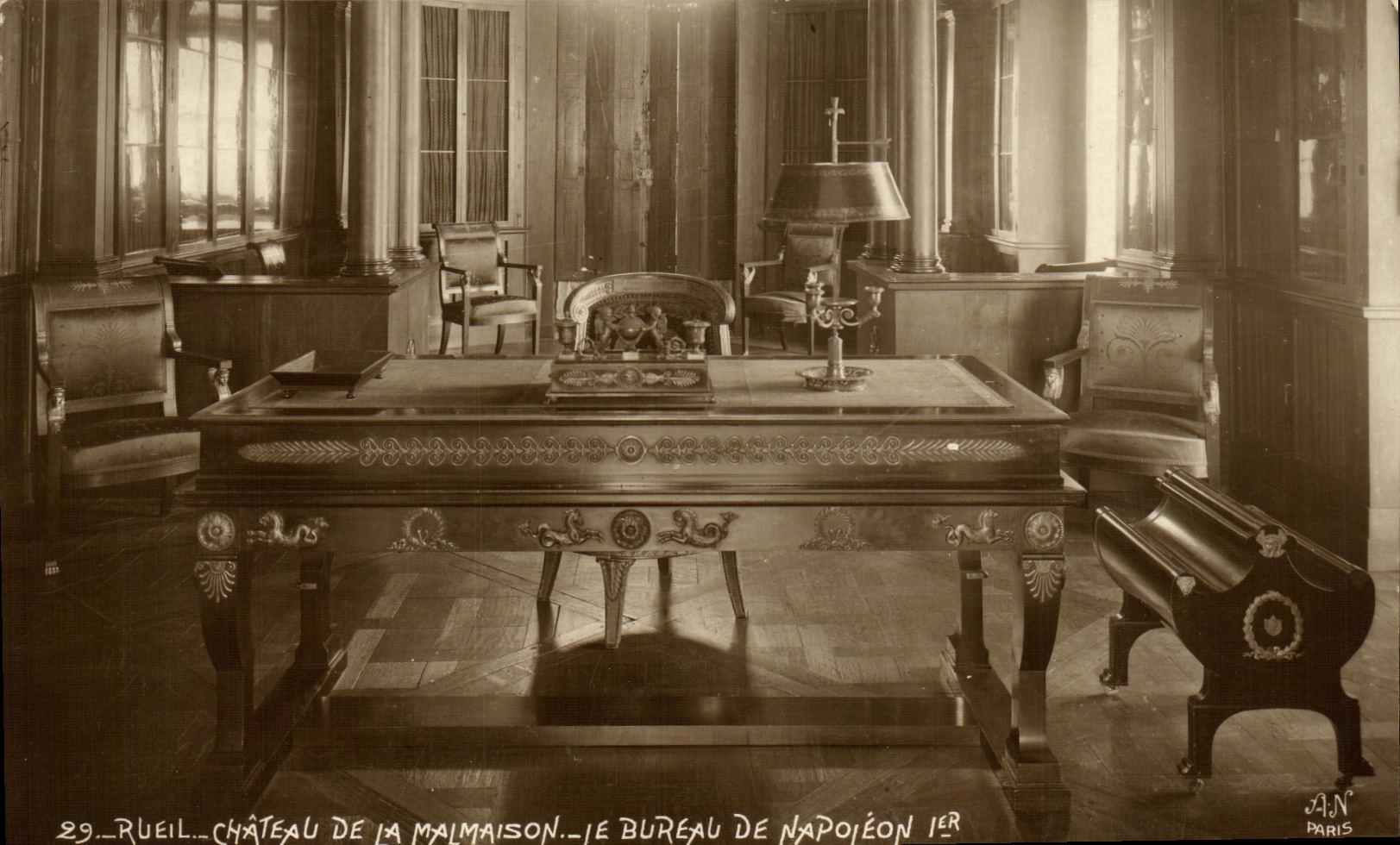 CPA Rueil Chateau de la Malmaison Le Bureau de Napoleon l er