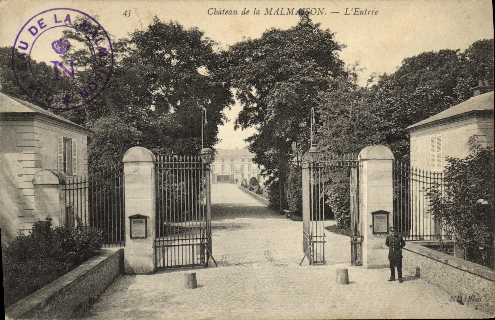 VINTAGE POSTCARD Castle of Malmaison L Entered