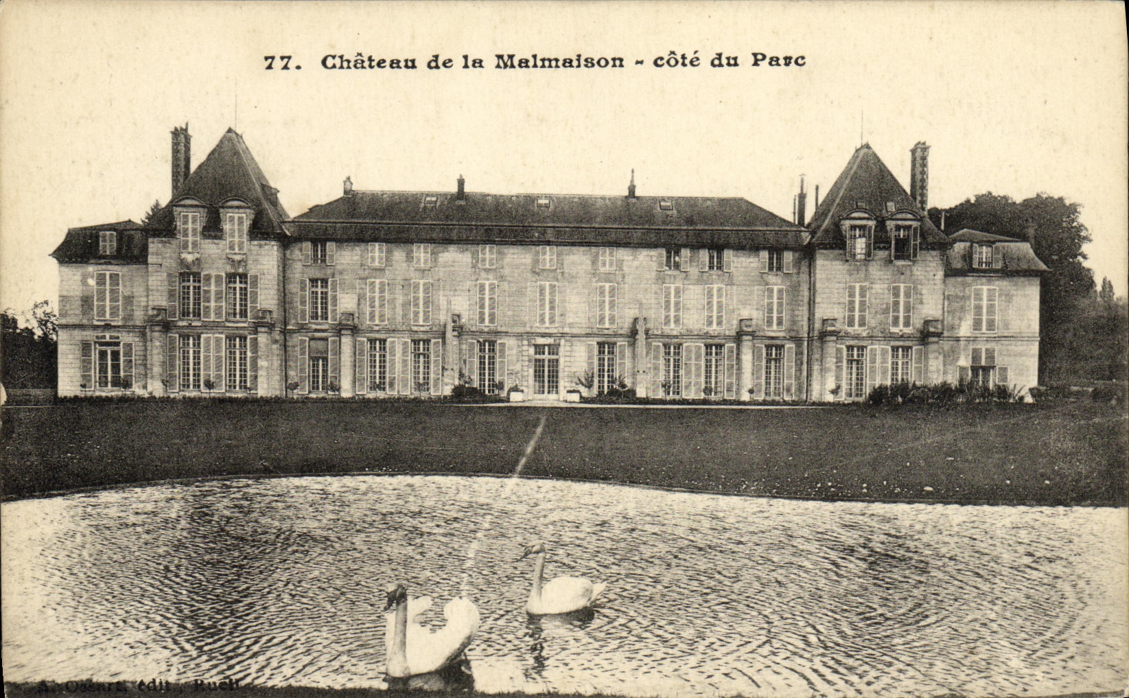 CPA Chateau de la Malmaison cote du Parc cygne