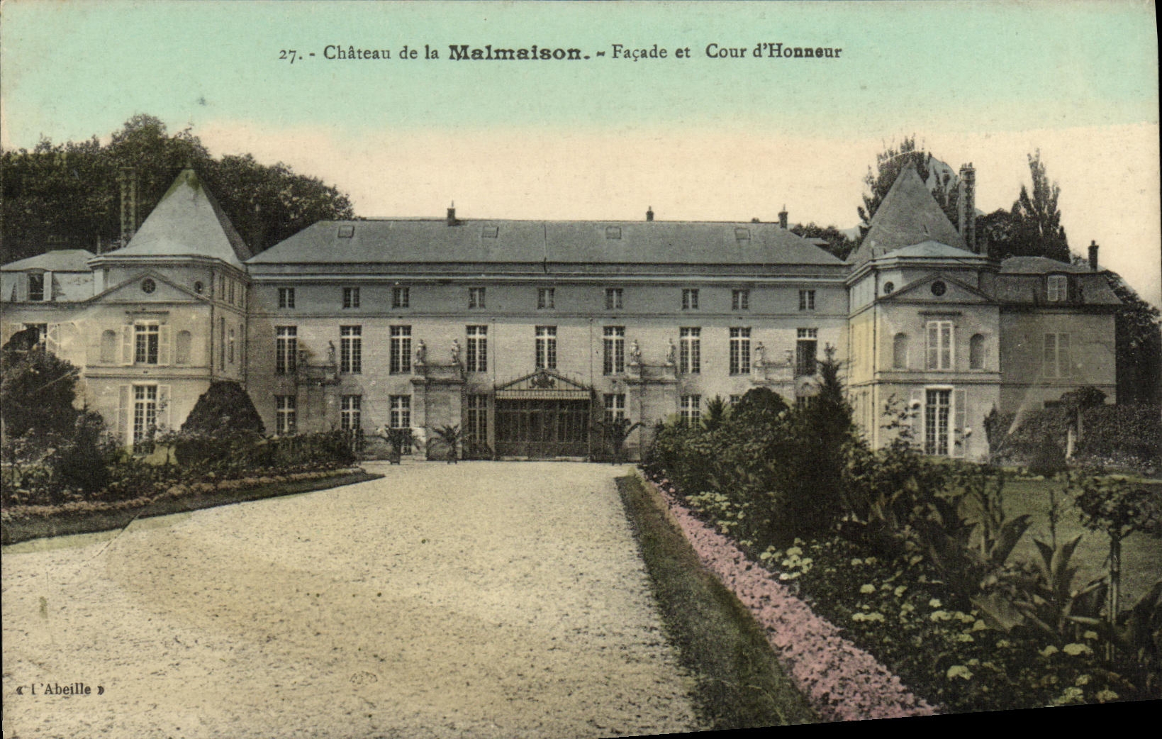 CPA Chateau de la Malmaison Facade et Cour d Honneur