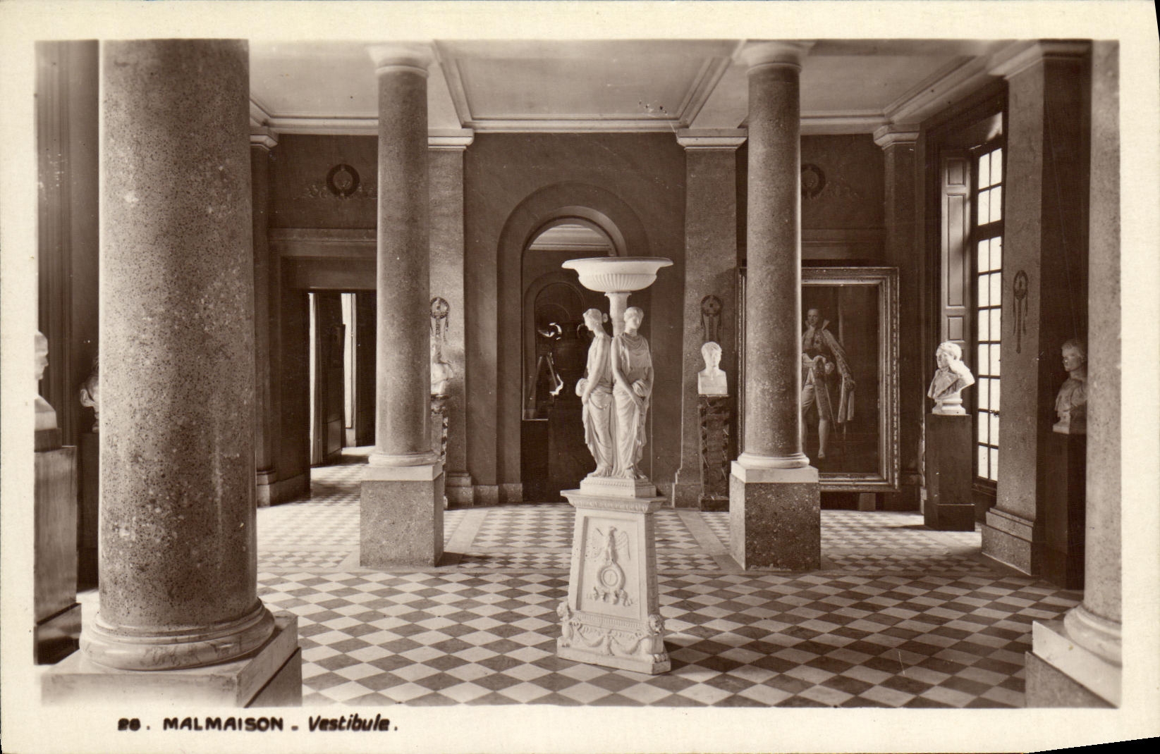 CPA Malmaison Vestibule