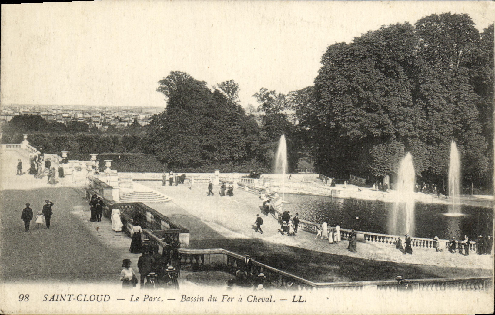 De la VENDIMIA de la POSTAL nube Saint el lavabo del parque de la herradura
