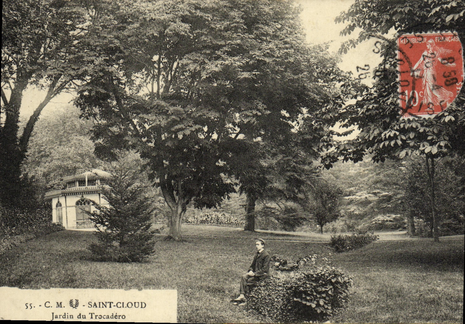 CPA Saint Cloud Jardin du Trocadero