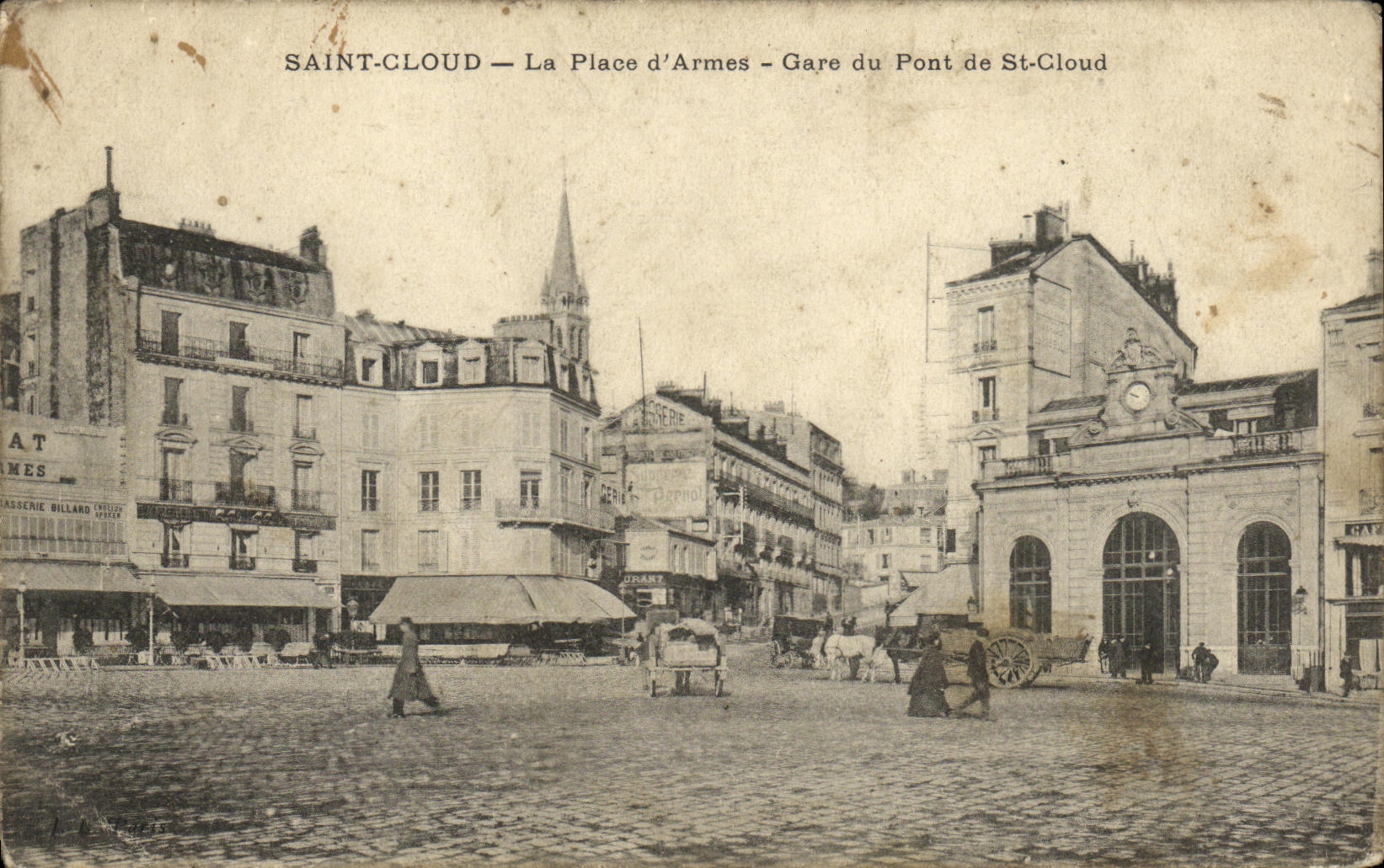 VINTAGE POSTCARD Parc of Cloud Saint the Place D weapons Parks Bridge of St Cloud