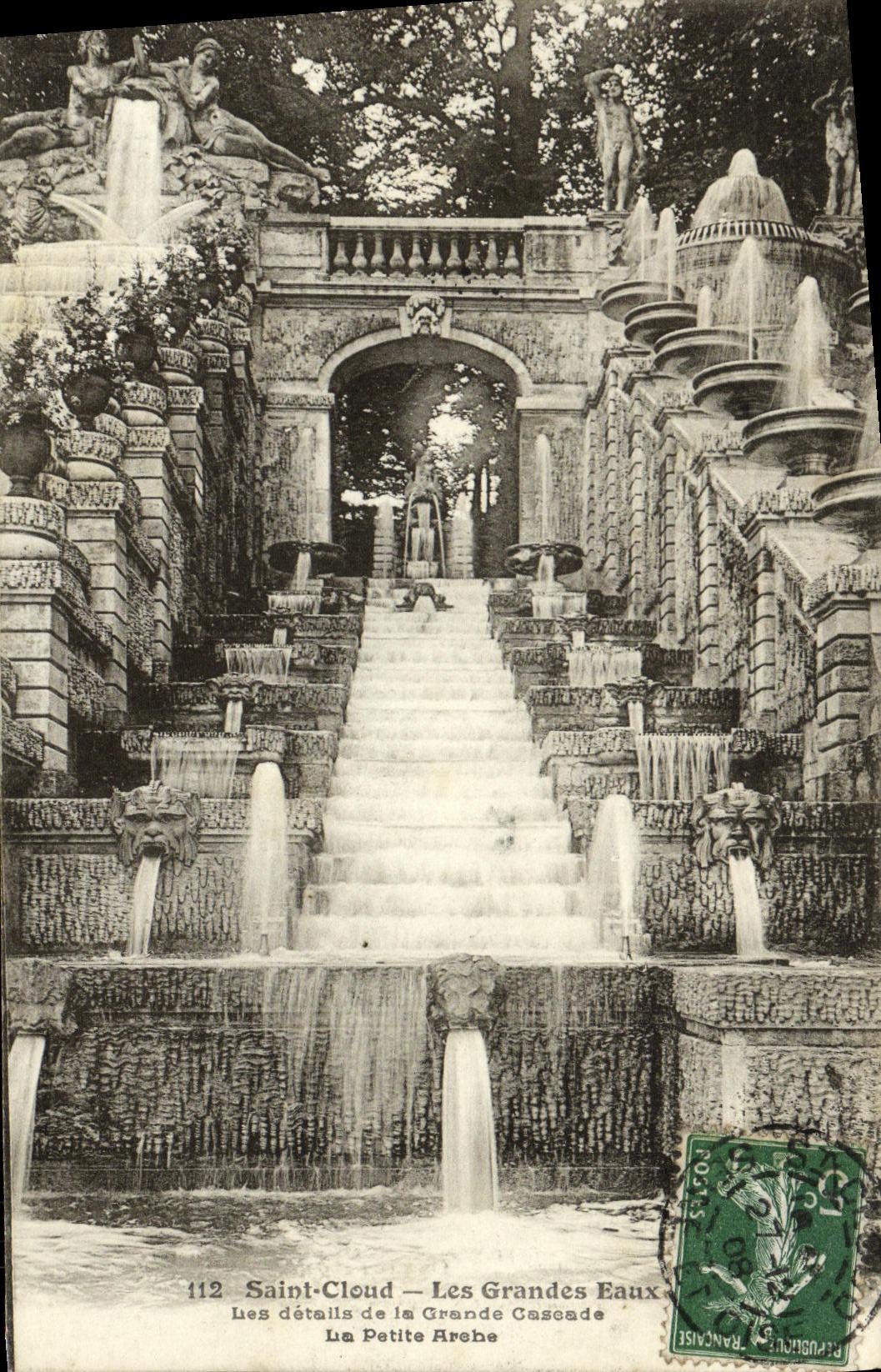 VINTAGE POSTCARD Park of Cloud Saint Large Water details of the large cascade small Arabic