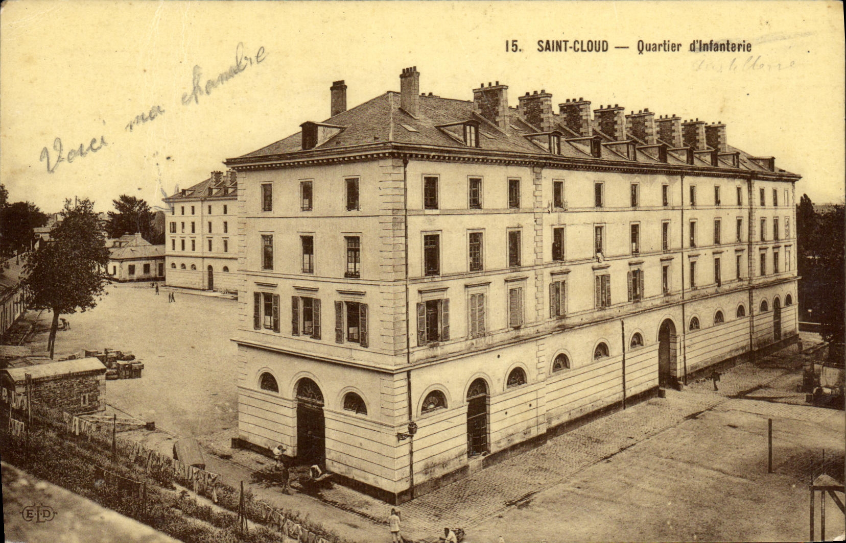 CPA Saint Cloud Quartier d Infanterie Militaria