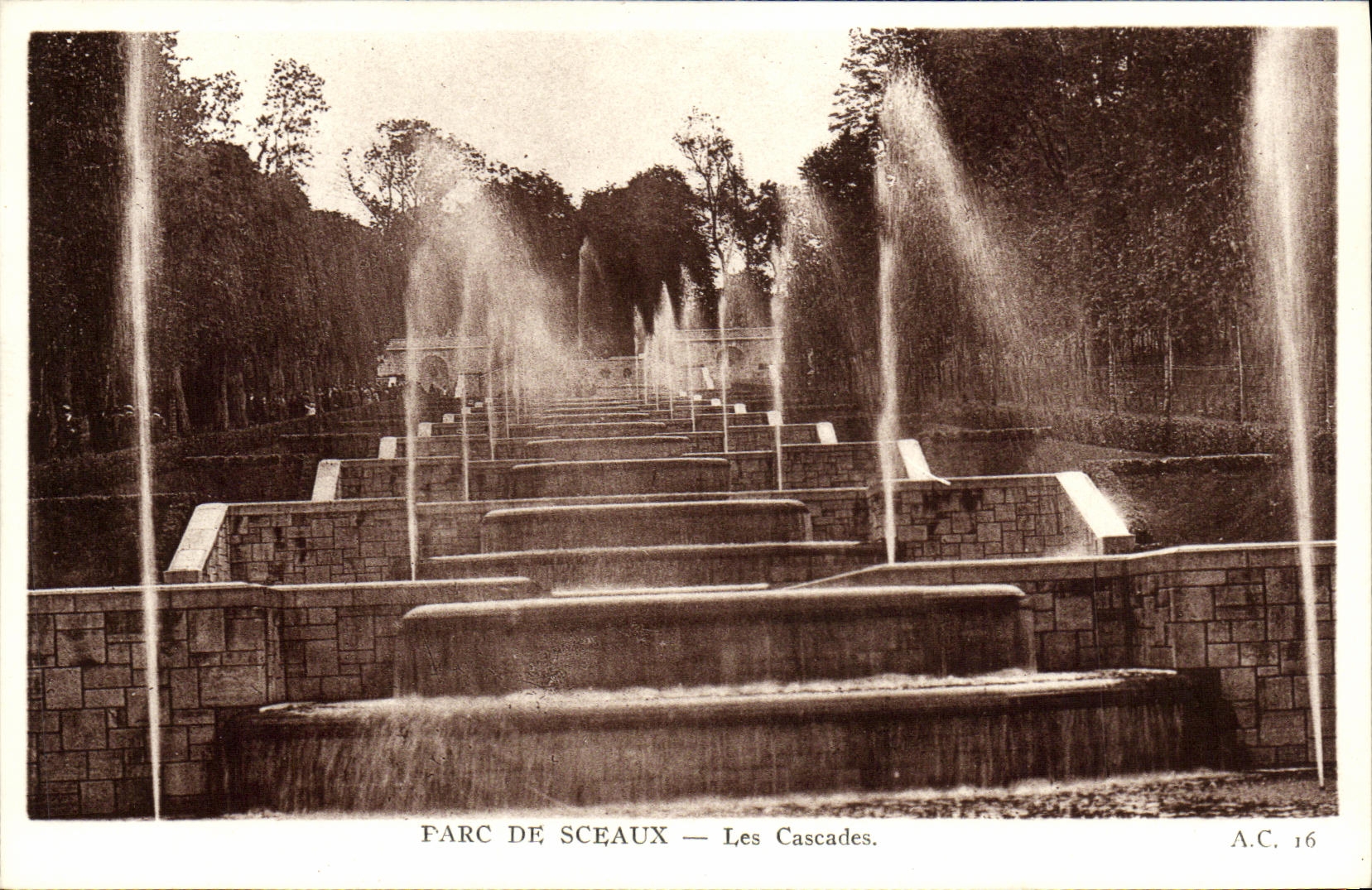 VINTAGE POSTCARD Seals Park Of the Cascades