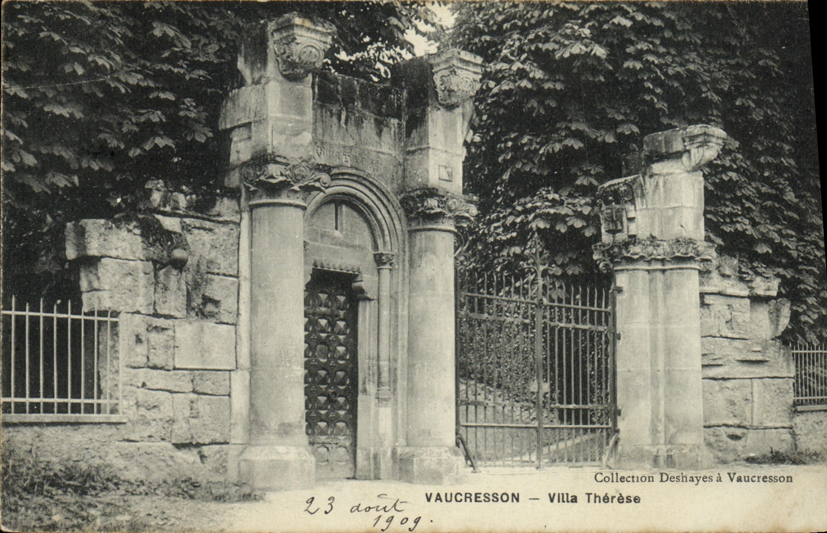 Chalet de Vaucresson Teresa de la POSTAL de la VENDIMIA