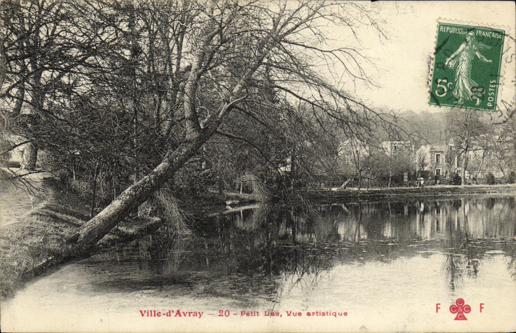 VINTAGE POSTCARD City D Avray Small lake
