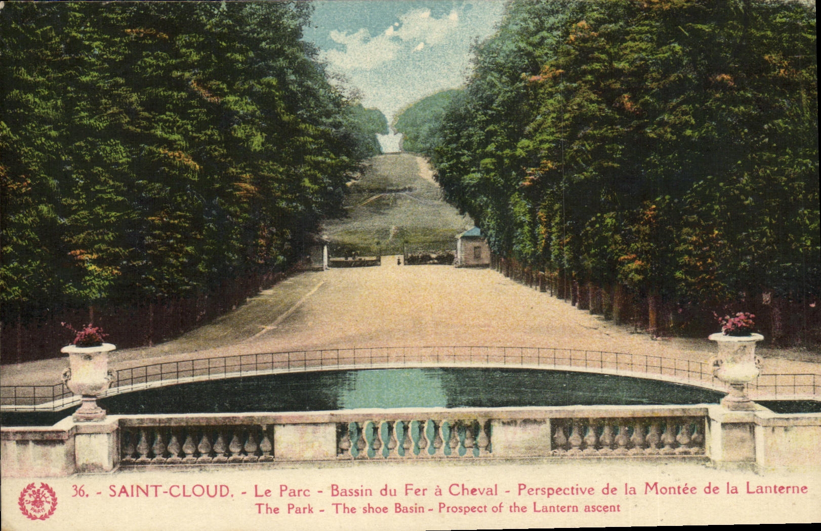 CPA Saint Cloud Le Parc Bassin du Fer a Cheval Perspective de la montee de la Lanterne