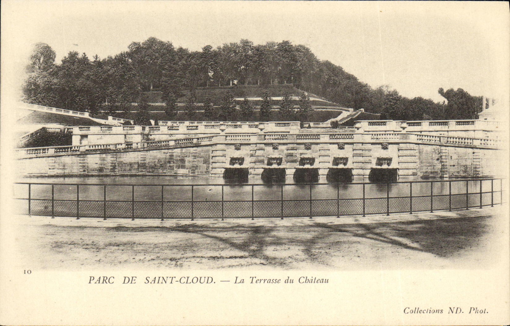 CPA Parc de Saint Cloud La Terrasse du Chateau