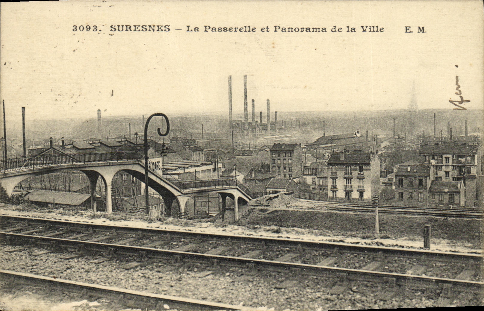 POSTAL Suresnes de la VENDIMIA la pasarela y el panorama de la ciudad