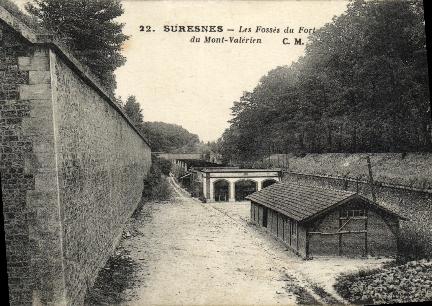 Hoyos de Suresnes de la POSTAL de la VENDIMIA de fuerte del montaje de Valerien