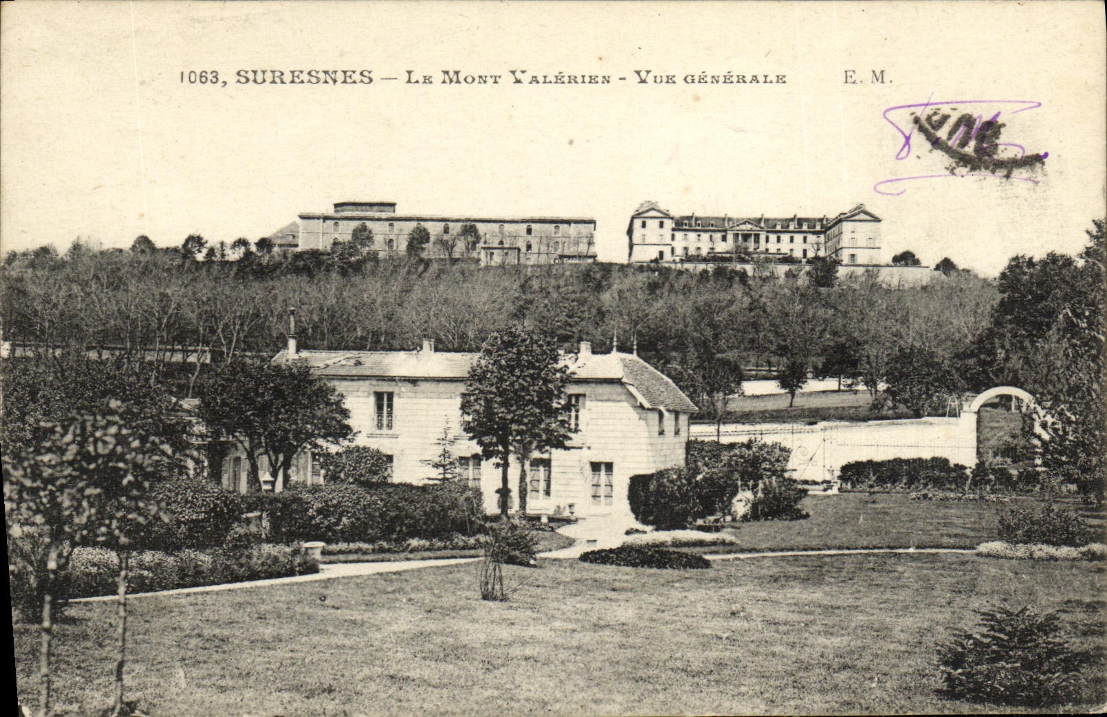 VINTAGE POSTCARD Suresnes Fort du Mont Valerien View