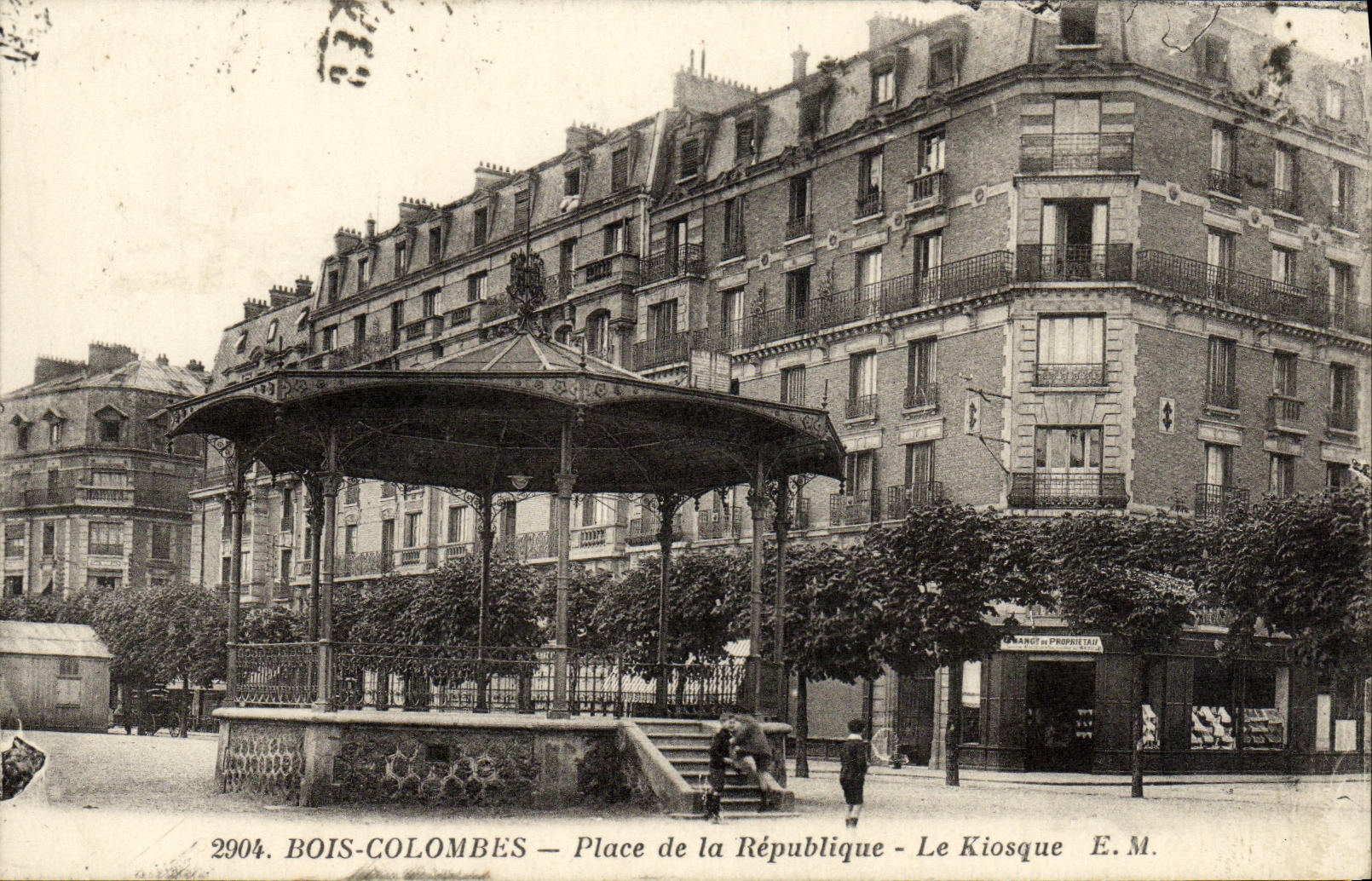 VINTAGE POSTCARD Colombes Wood Places Republic the Kiosk