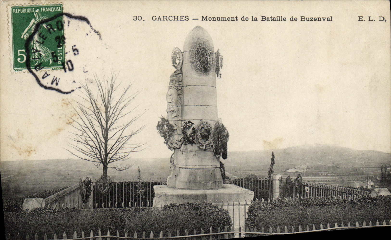 VINTAGE POSTCARD Garches Monument of the Battle of Buzenval Militaria