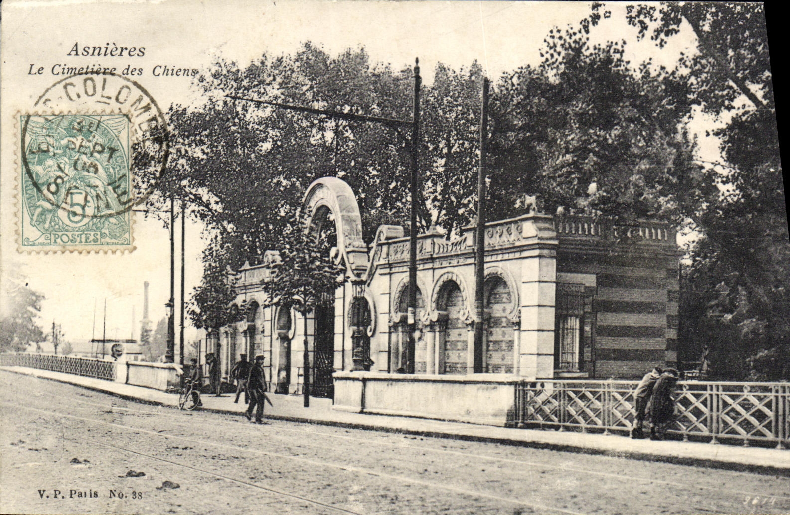 VINTAGE POSTCARD Asnieres the Cemetery of the Dogs