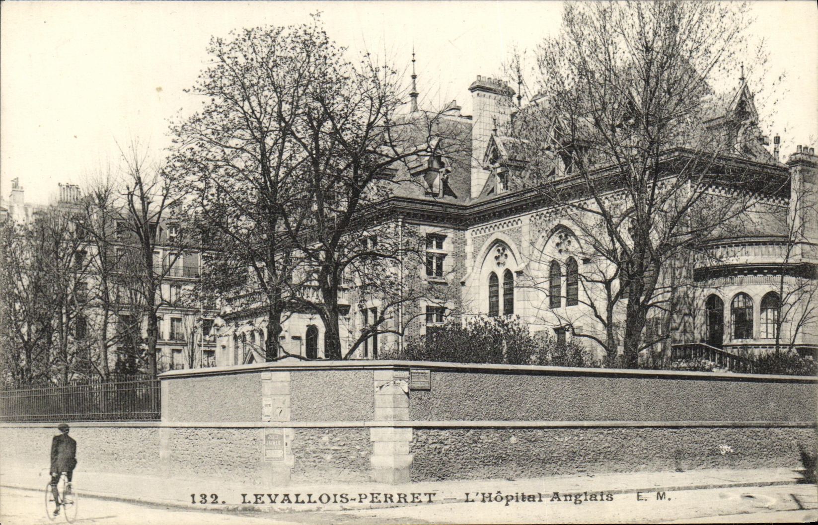 VINTAGE POSTCARD Levallois Perret L English Hospital