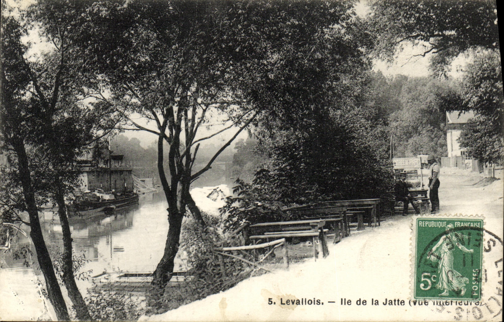 POSTAL Levallois de la VENDIMIA el del tazon de fuente
