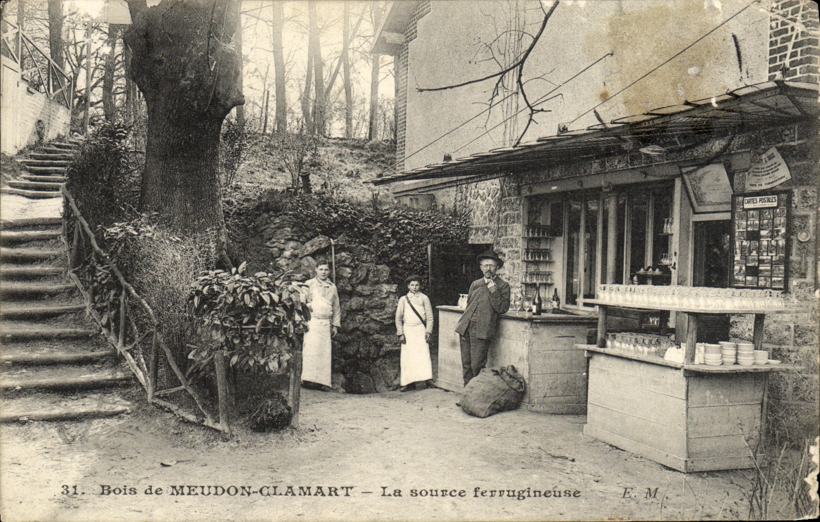 Madera de la POSTAL de la VENDIMIA de Meudon Clamart la fuente ferruginosa