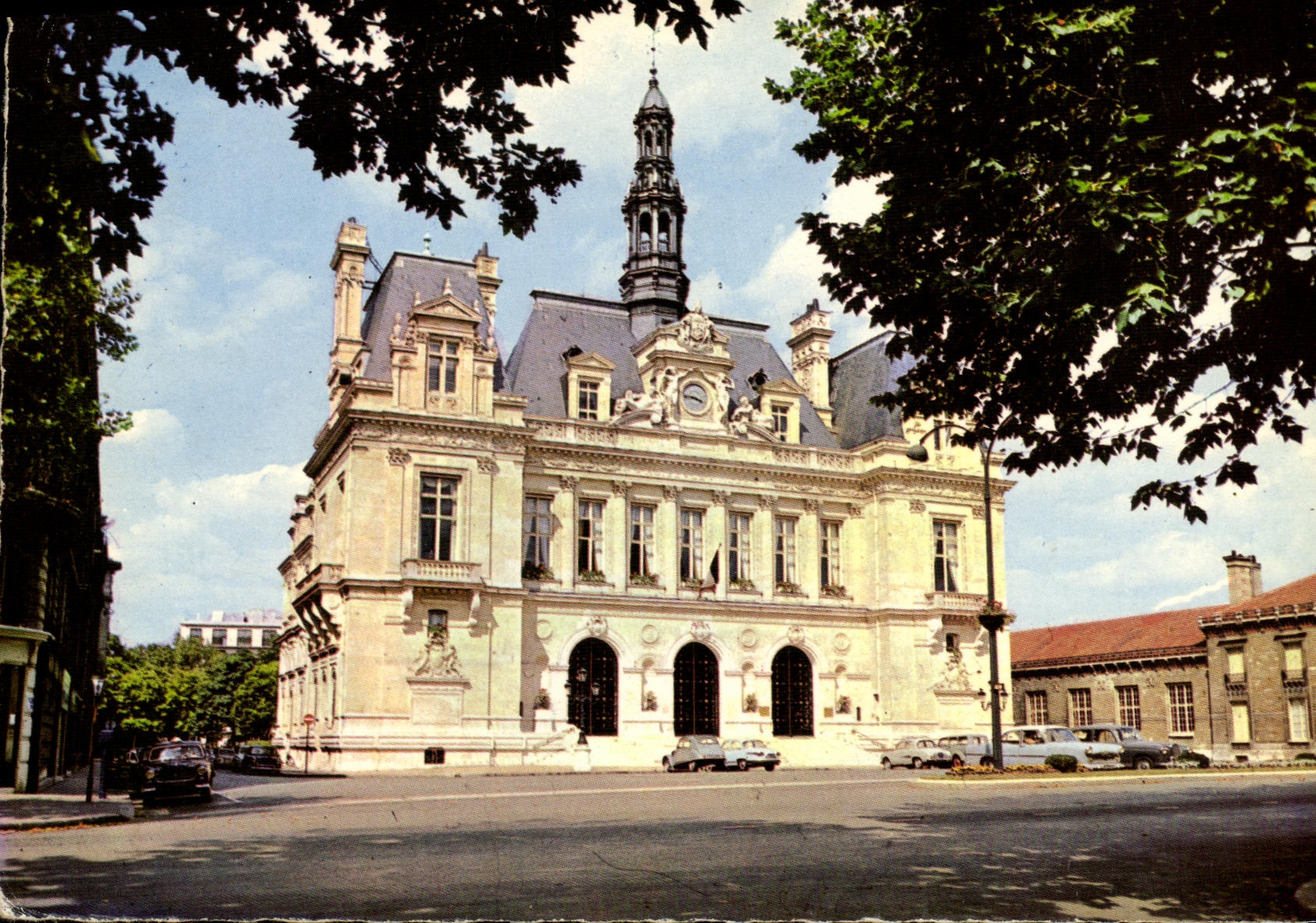 MODERN CARD Neuilly sur Seine L Town hall