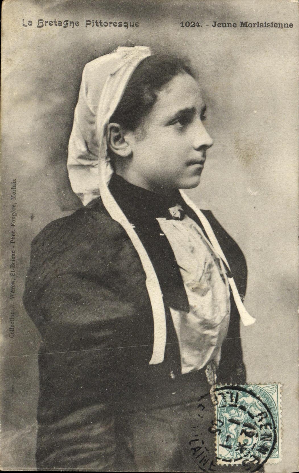 Traje joven pintoresco del folklore de Bretana Morlaisienne de la POSTAL de la VENDIMIA