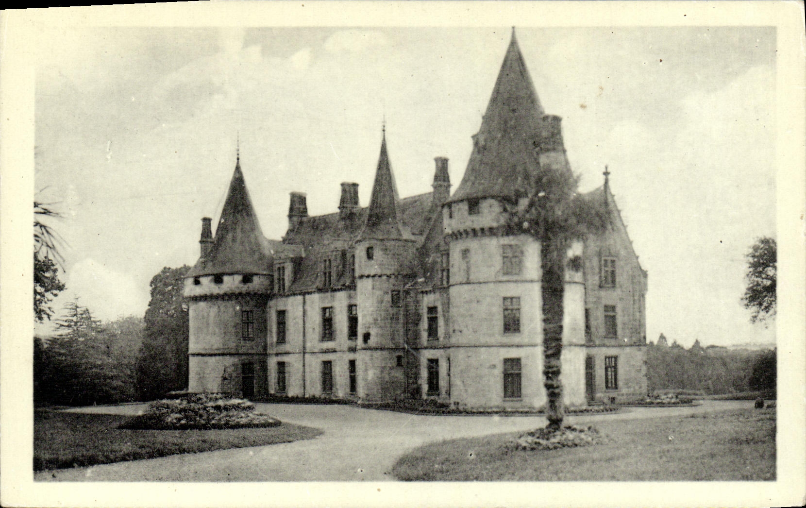 POSTAL Antrain Castle De Bonnefontaine de la VENDIMIA