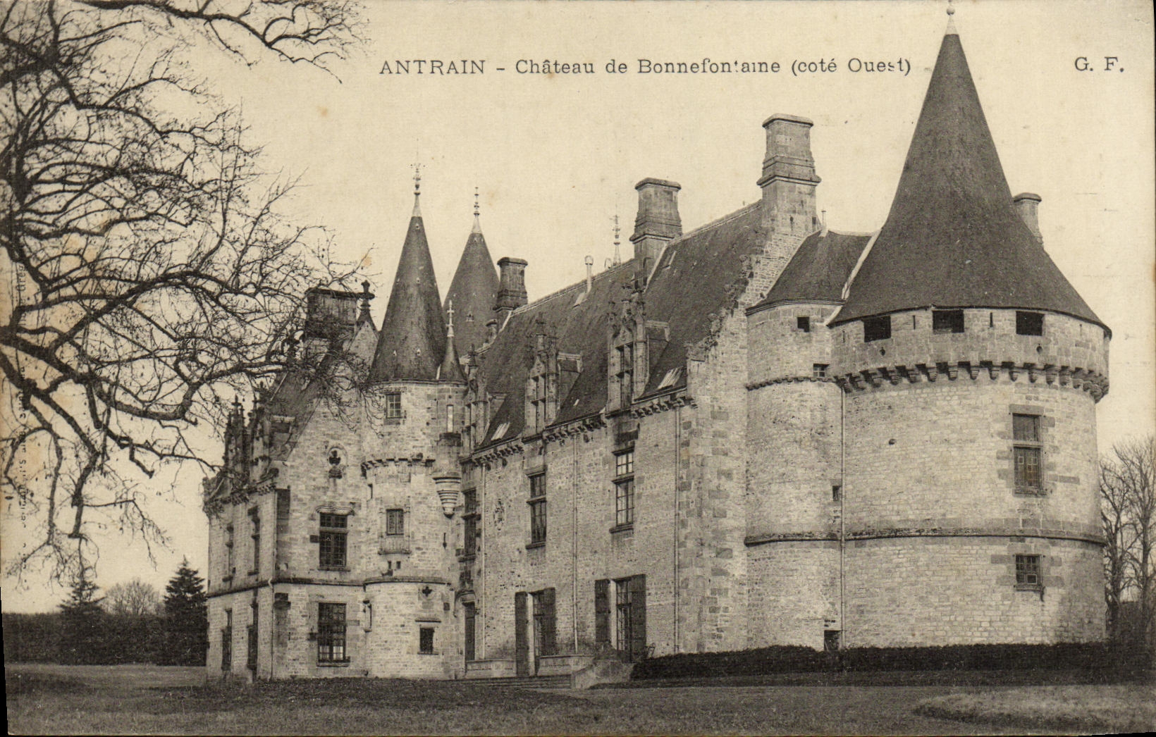 Castillo de Antrain de la POSTAL de la VENDIMIA de Bonnefontaine